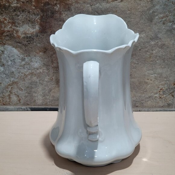 Johnson Brothers England White Porcelain Pitcher Scalloped Wavy Rim Base - Picture 4 of 13
